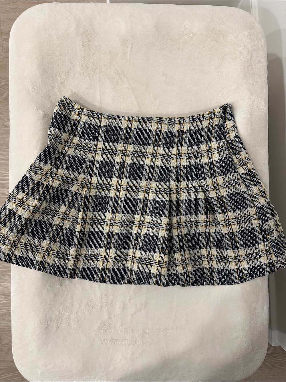 Zara Plaid Pleated Mini Skirt in Navy and Cream